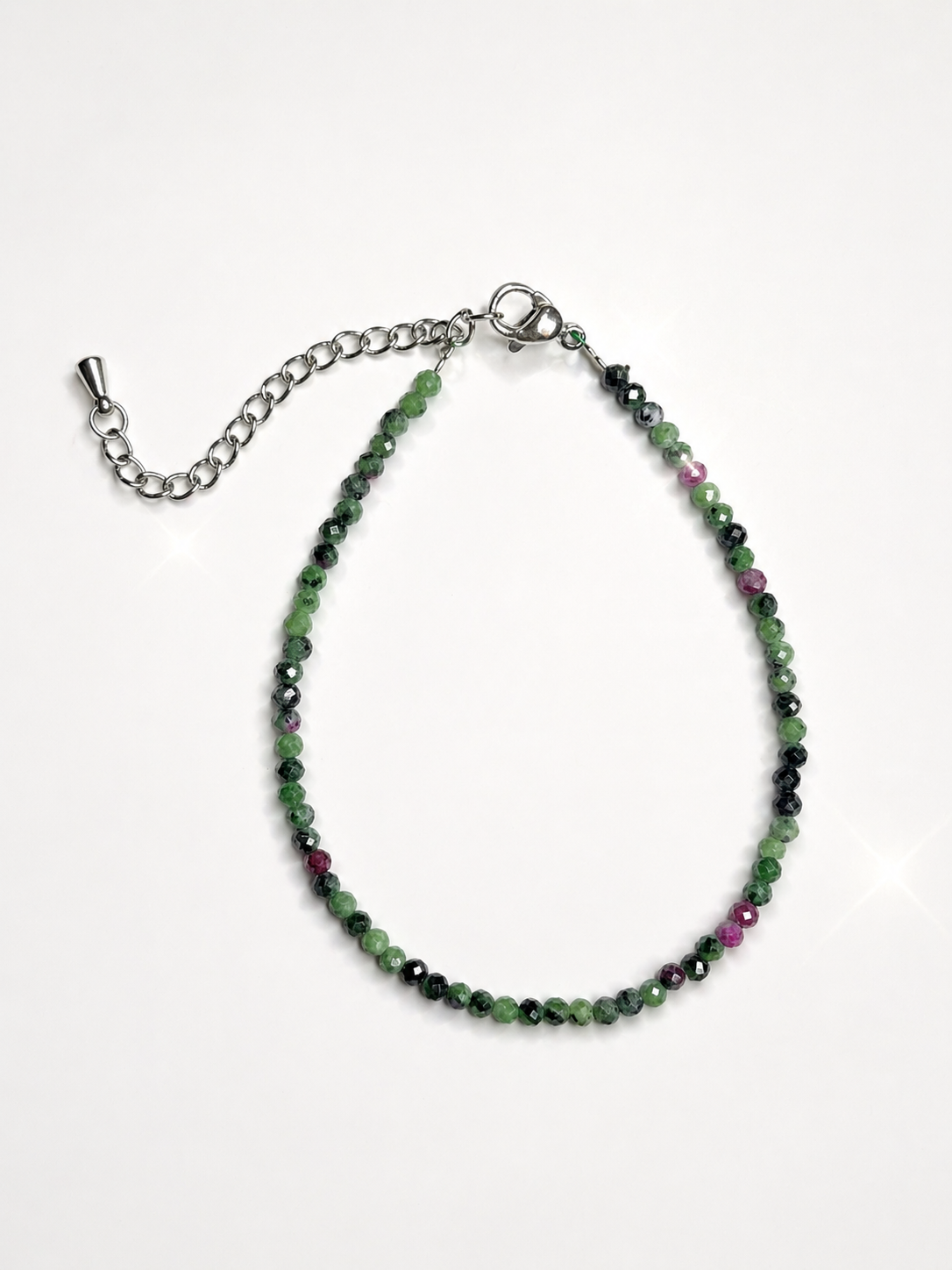 Pulsera de Rubí y Fuchsita, esferas facetadas de 2 mm -Equilibrio
