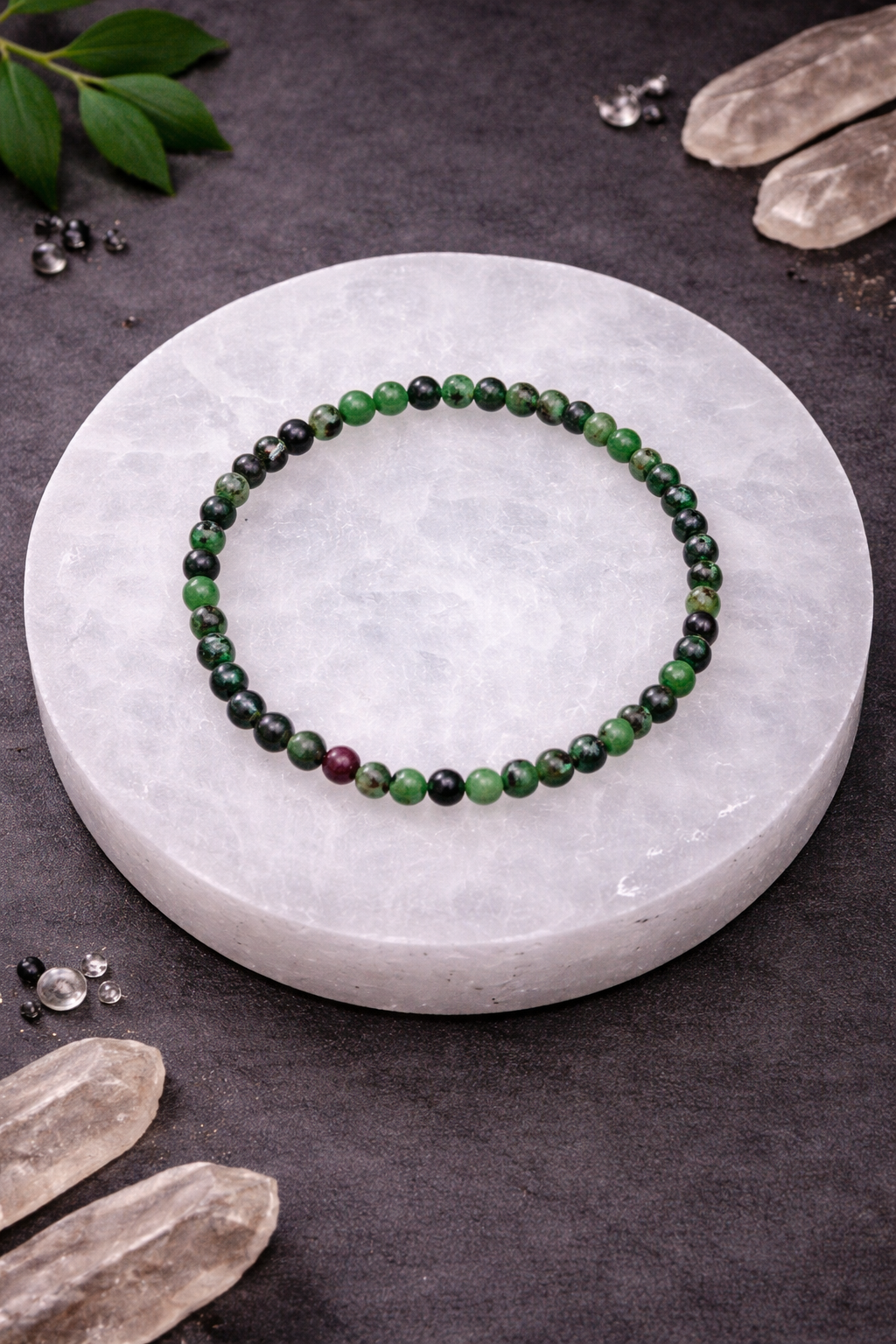 Pulsera minerales elástica Rubí y Fucshita