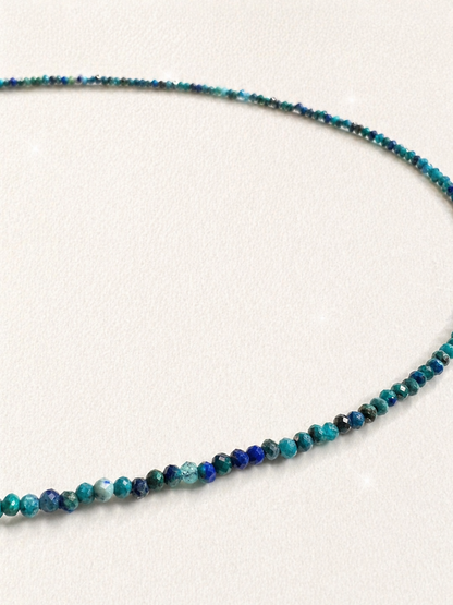 Gargantilla  de Azurita y Malaquita con esferas facetadas de 2 mm - Transformación y Equilibrio